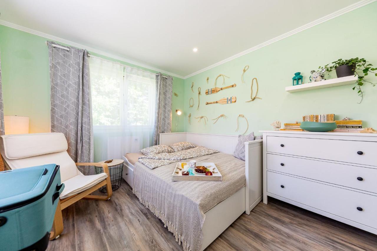 Berrybay Holidayhome Balatonkeresztur Bagian luar foto